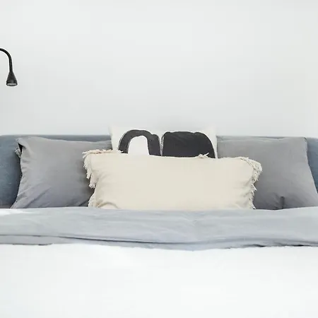 Tallinn Central City Apartment 아파트